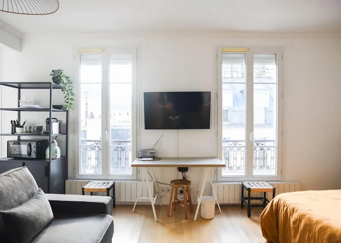 Renovated 31 M Love Cocoon In Paris 14Th